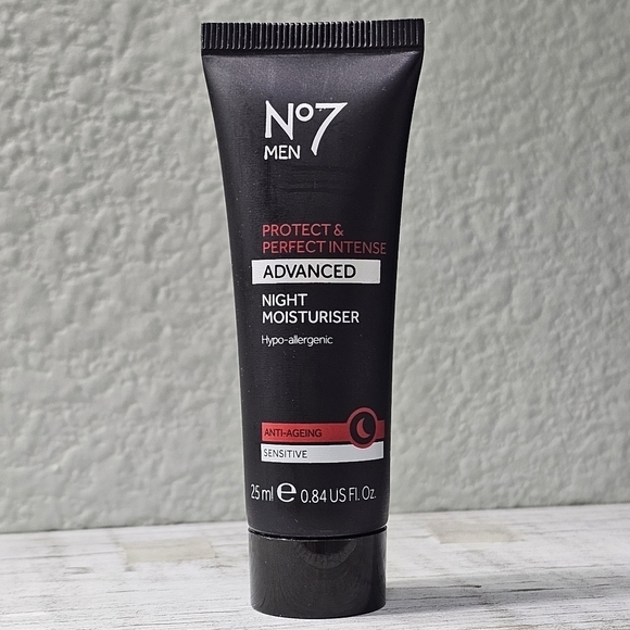 🟠4 for $25🟠 No7 MEN ADVANCED NIGHT MOISTURISER - Picture 1 of 7